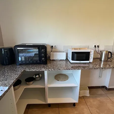 Hostel Ws Family Almádena