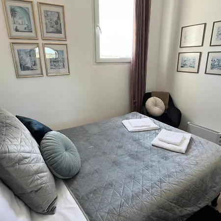 Vandrerhjem Ws Family Almádena